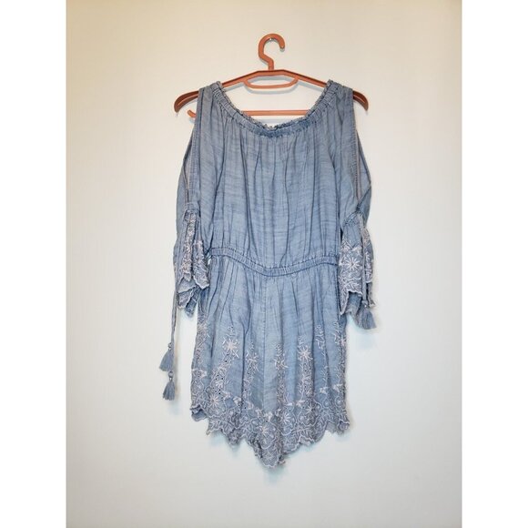 American Eagle Outfitters Women XS Romper Blue Lacy Cold Shoulder 3/4 Sleeve NWT - Picture 2 of 7